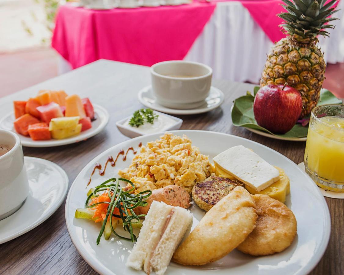 Hotel Pradomar Barranquilla  Ngoại thất bức ảnh